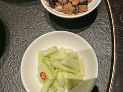 餐前小食-四季民福烤鸭店(外滩外白渡桥店)