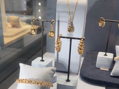 -HEFANG Jewelry何方珠宝(IFS店)