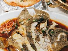 -石牌岭小亮蒸虾•湖北老字号(左岭店)