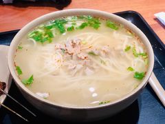 -亮亮面馆(经六路店)