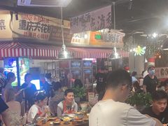 -萍姐火锅·公路夜市(武汉首店)