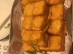 四方砖西士多-原石牛扒·约会餐厅(龙城万科里店)