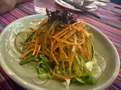 -香巴拉云南餐厅(华莱坞店)