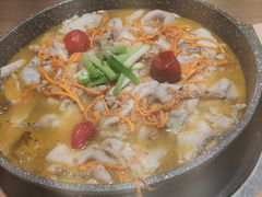 -山城外·非遗酸菜鱼(蜀都万达店)