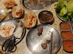 -姜胖胖韩式自助烤肉(光明万达店)