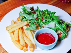 烤牛肉，鹅肝，法式面包”披萨“-Kitchen·Y洋厨房西餐厅(王府壹号店)