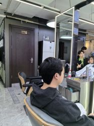 -藤野造型烫发染发