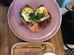 -FLOVIE FLORIST CAFE