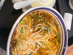 -云阿蛮云南生烫牛肉米线(奉贤路店)