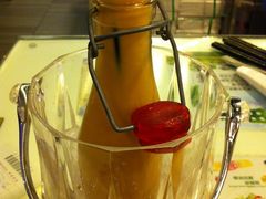 酒桶香槟冻奶茶-翠华餐厅(旺角文华商场店)