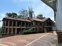 -香港大学