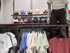-lululemon(比斯特购物村店)