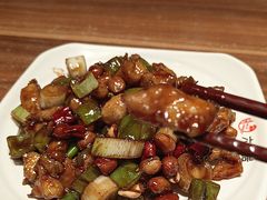 -六泰居·尔滨地标·东北菜(松北店)