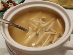 -梦都海鲜酒家(万达广场江桥店)