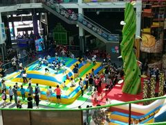 -蒙特利亲子乐园