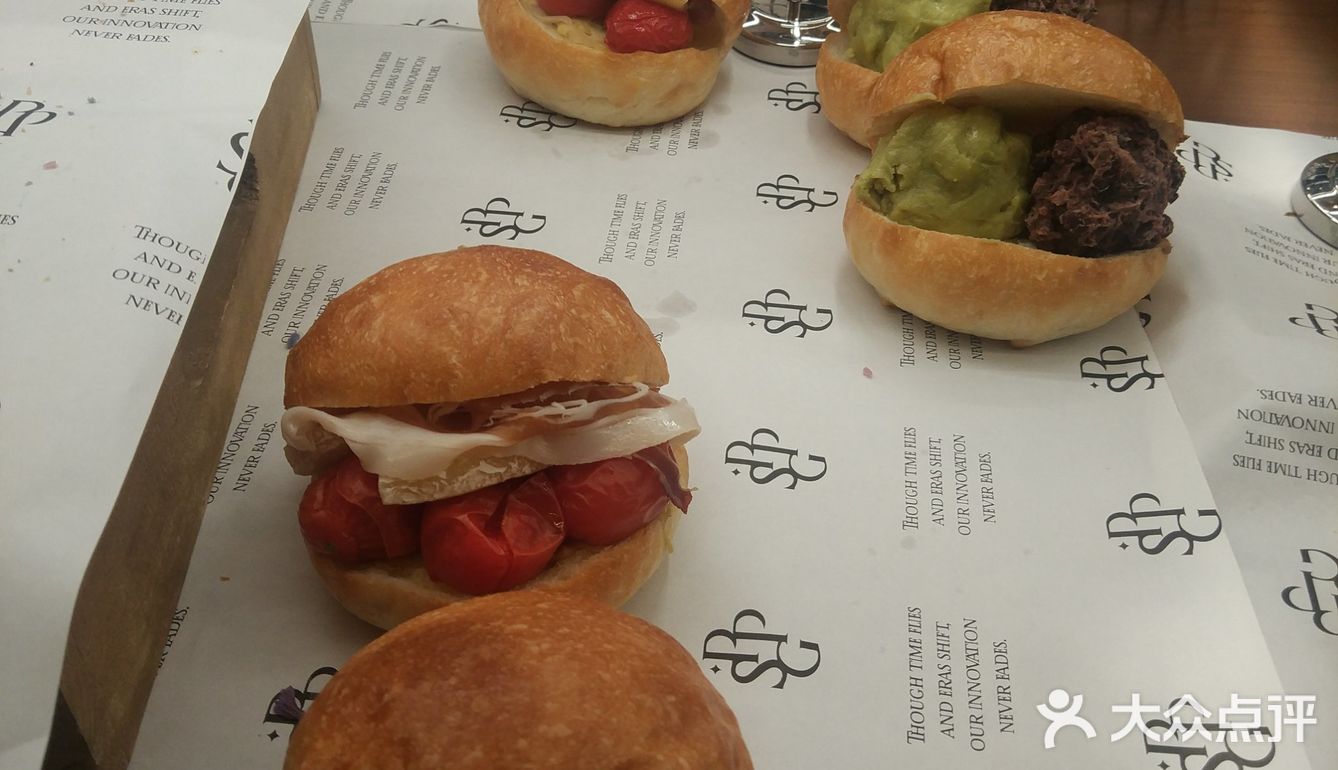 就在汉口！发现了一家超好吃的面包店