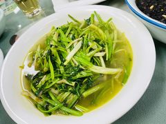 清炒水芹-得意楼蒸菜馆