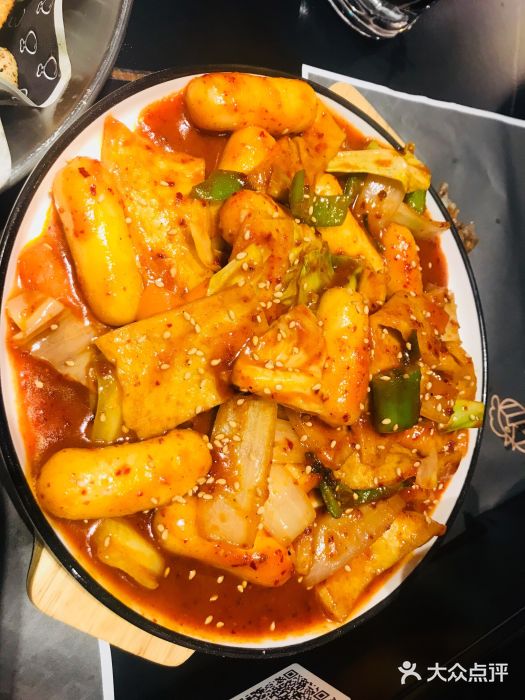 博欧姆新派韩国料理·炸鸡(艾尚店)鱼饼炒年糕图片