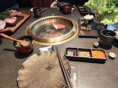 -铭牛烧肉·和牛海鲜自助(高新月牙湖店)