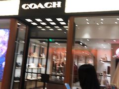 -COACH蔻驰(太古汇店)