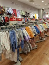 -乐友孕婴童(勒泰中心店)