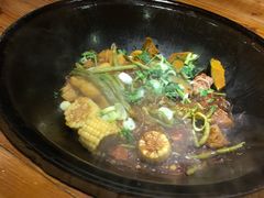 -咱屯子铁锅炖直营店(南湖大路店)