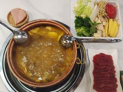 -菌海森林·非遗野生菌火锅(西山区滇池路摩根道店)