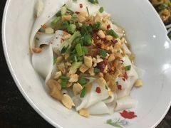 猪油拌粉-盟重烧烤(东瓜山创始店)