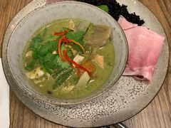 泰式绿咖喱鸡肉饭-Wagas沃歌斯(北京君太百货店)