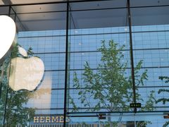 -Apple零售店(华贸购物中心店)
