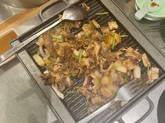 -潮界(LU·ONE凯德晶萃广场店)