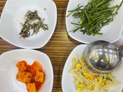 -蚂蚁家辣炒章鱼(海云台店)