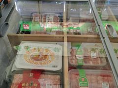 面包甜点陈列柜-锅圈食汇火锅烧烤食材超市(枫林三路店)