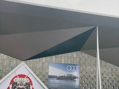 -东浩兰生上海世博展览馆