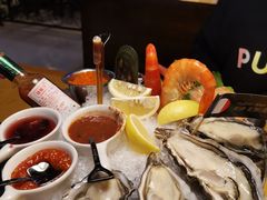 土蚝海鲜塔拼盘-囧吉香生蚝牛排馆(湖北路店)