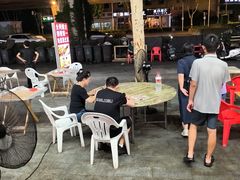 -老街烧烤大排档·地道湖北菜·龙虾馆(汉口火车站店)