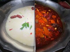 -湊湊火锅·茶憩(郑州绿地新都会店)