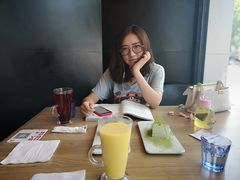 -必胜客(新中纬店)