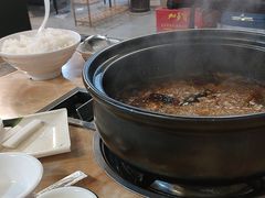 -沈记酸菜牛肉火锅店(九号路店)