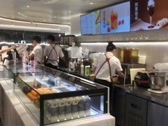 -万利隆·活力烘焙(人民路店)