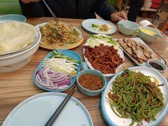 -合合春饼·酱骨·东北菜(潘家园店)