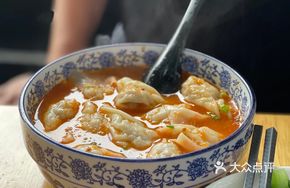 Tomato Soup Fresh Shrimp and Caviar Dumplings