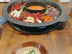 -黄潇洒老火锅(九眼桥宏济巷店)