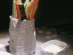 笔筒色拉-穹六人间 people 6(岳阳路店)