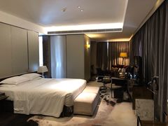 -广州天河希尔顿酒店