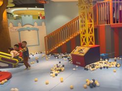 -MELAND CLUB亲子乐园•派对(虹桥万象城店)