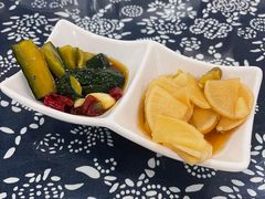 -八两八金·莱芜特色炒鸡(市南漳浦路店)