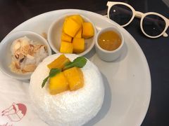 芒果雪冰-Cheevit Cheeva(Sirimangkalajarn)