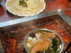 -二荆条·蜀鲜汇城市森林火锅