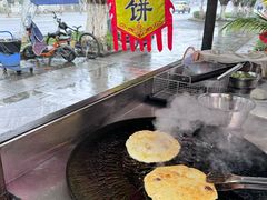 -大众跷脚牛肉馆·非遗传承单位(峨眉山店)